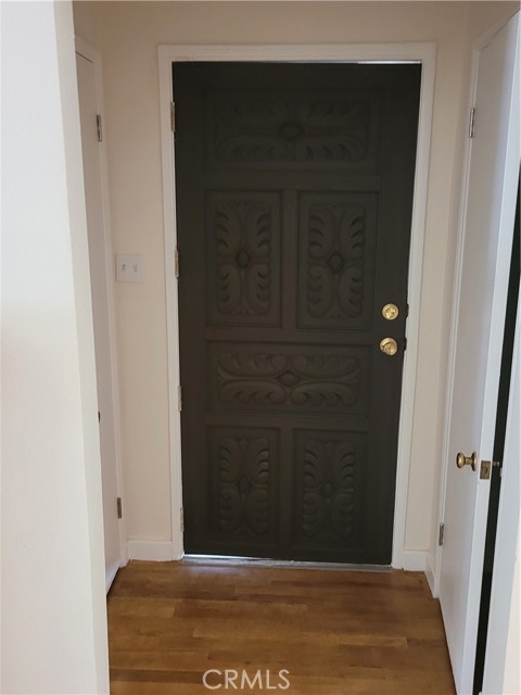 21205 Lopez Street, Woodland Hills CA: https://media.crmls.org/medias/420b69de-f3d5-4d65-9034-52b2925bdbad.jpg