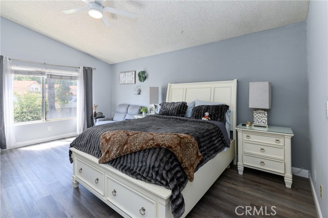 Detail Gallery Image 18 of 47 For 4511 Feather River Rd, Corona,  CA 92878 - 3 Beds | 2/1 Baths
