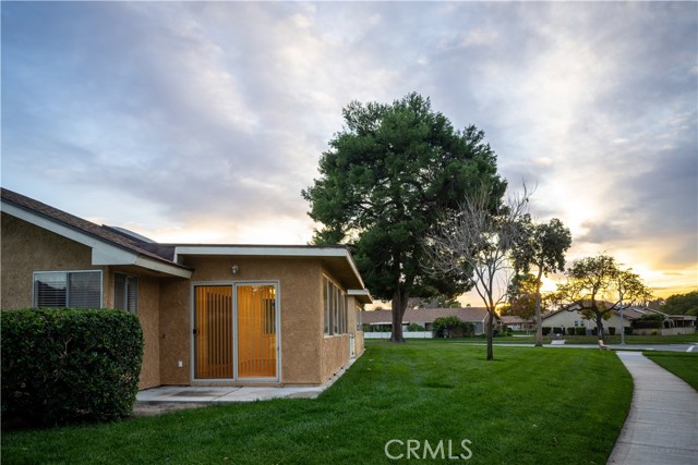 Detail Gallery Image 5 of 38 For 4208 Village 4, Camarillo,  CA 93012 - 2 Beds | 2 Baths