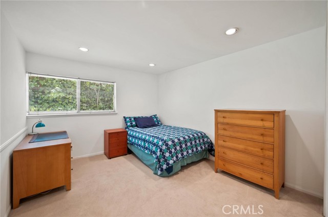 17034 Escalon Drive, Encino CA: https://media.crmls.org/medias/420c86e7-30e9-4f88-a485-84b73cedd715.jpg