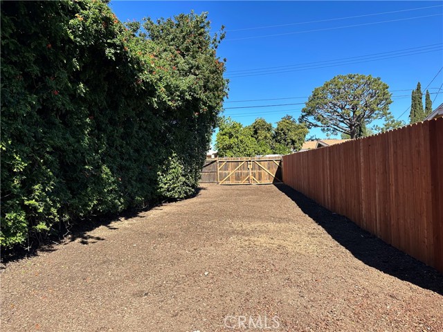 Detail Gallery Image 34 of 39 For 16817 San Fernando Mission, Granada Hills,  CA 91344 - 3 Beds | 2 Baths