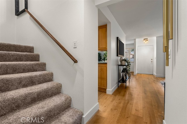 922 N Redding Way, Upland CA: https://media.crmls.org/medias/420d92a4-fa15-49af-8f18-08c940a6504c.jpg