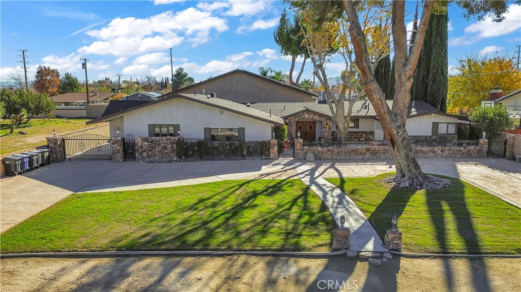2554 W Avenue J14