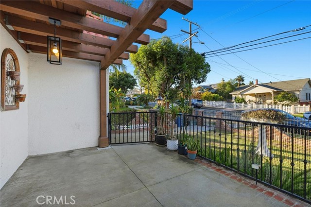 Detail Gallery Image 6 of 62 For 559 W 39th St, San Pedro,  CA 90731 - 3 Beds | 3 Baths