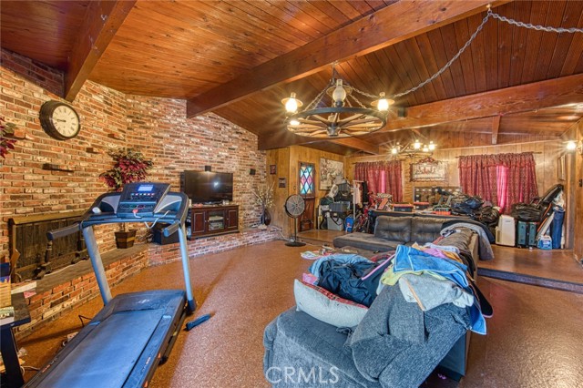 Image 17 of 27 For 4858 Live Oak St.