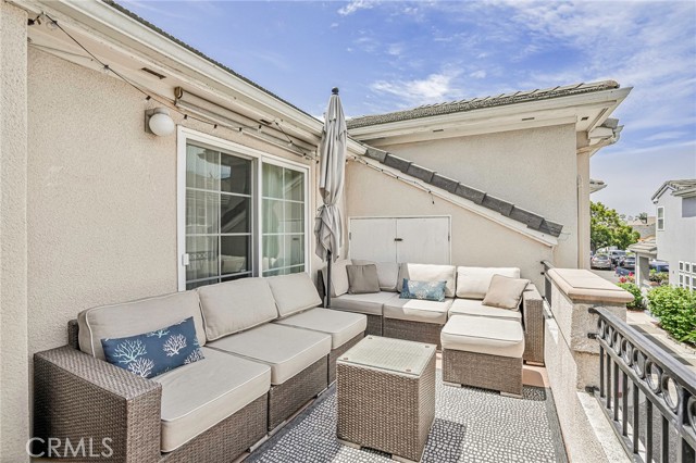 1034 Isabella Avenue, Coronado CA: https://media.crmls.org/medias/420f062c-b14b-4dde-a6dc-430f687024f4.jpg