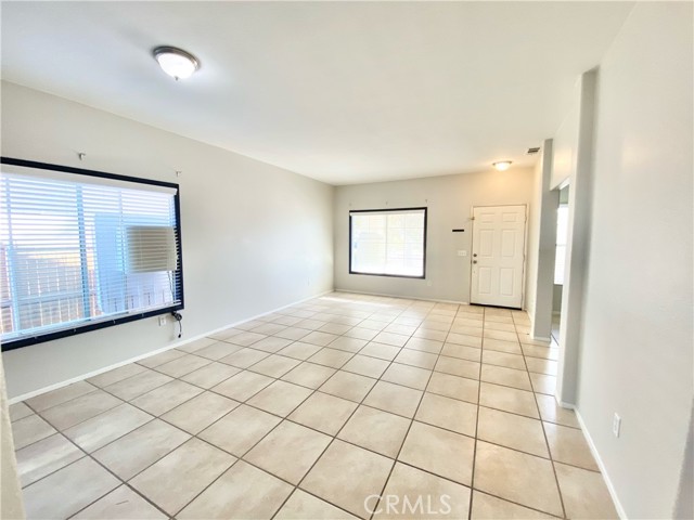 Detail Gallery Image 7 of 31 For 11720 Trailwood St, Victorville,  CA 92392 - 4 Beds | 2 Baths