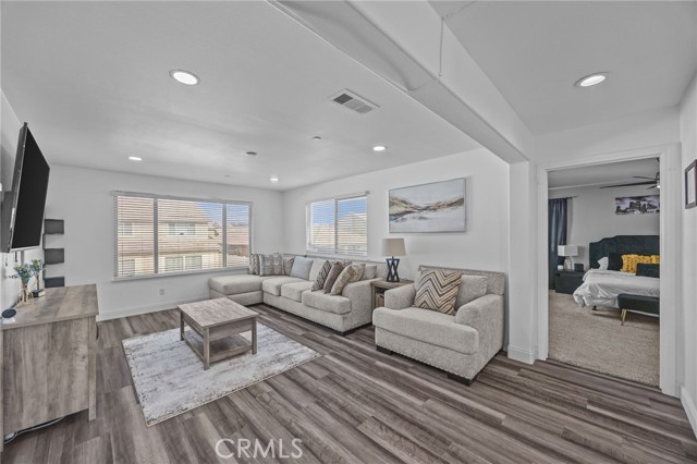 Detail Gallery Image 20 of 46 For 11129 Ryder, Jurupa Valley,  CA 91752 - 4 Beds | 2/1 Baths