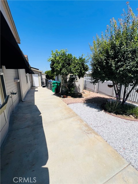 38445 Via Taffia, Murrieta CA: https://media.crmls.org/medias/421259d0-796d-4729-a866-e0507d8fca00.jpg