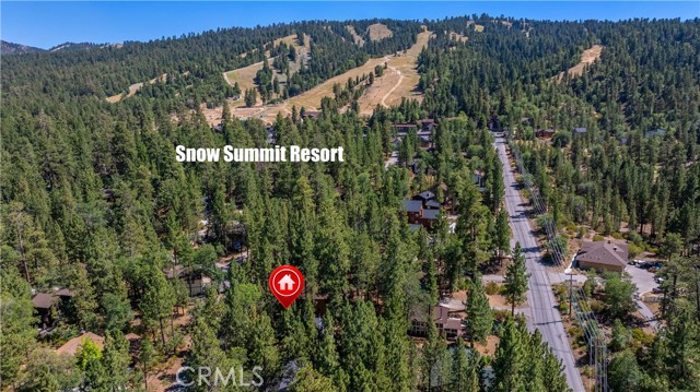 41747 Comstock Lane, Big Bear Lake CA: https://media.crmls.org/medias/4212b29e-37d7-47f5-b5c2-46e90aeeaa55.jpg