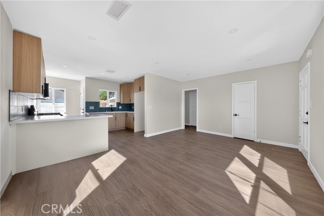 Detail Gallery Image 13 of 44 For 3413 Barbara St, San Pedro,  CA 90731 - 2 Beds | 2 Baths