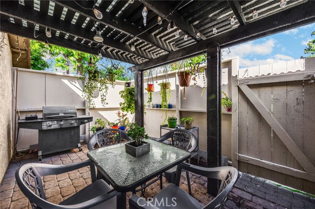 Detail Gallery Image 15 of 19 For 1399 Fredericks, Upland,  CA 91786 - 2 Beds | 1 Baths