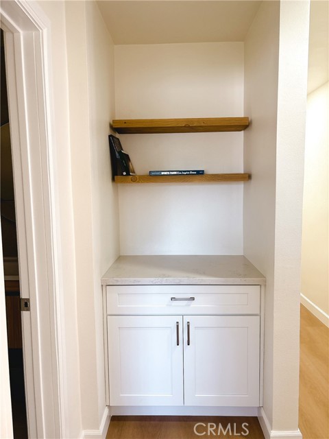 Detail Gallery Image 28 of 29 For 6515 Cimarron, Los Angeles,  CA 90047 - 3 Beds | 2 Baths