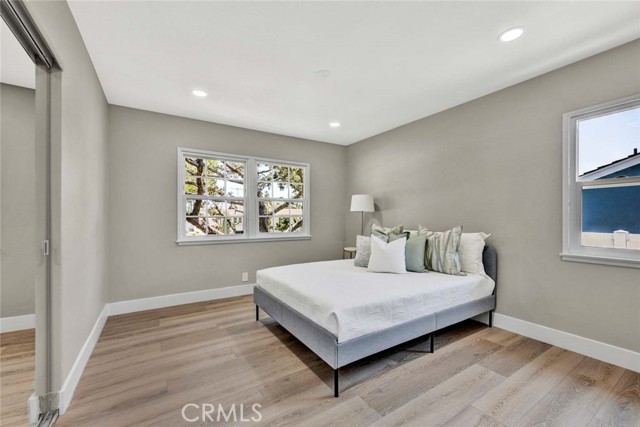 1119 N Lincoln Avenue, Fullerton CA: https://media.crmls.org/medias/4214b21f-ae9e-459f-948f-cc5984ef8151.jpg