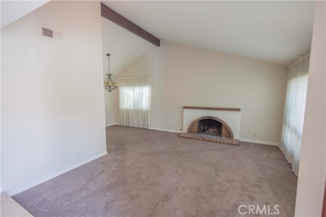 Detail Gallery Image 2 of 18 For 21049 Silver Cloud Dr, Diamond Bar,  CA 91765 - 3 Beds | 2 Baths