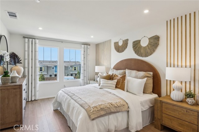 Detail Gallery Image 16 of 24 For 6383 Sierra Vista Ln #3,  Fontana,  CA 92336 - 3 Beds | 2/1 Baths