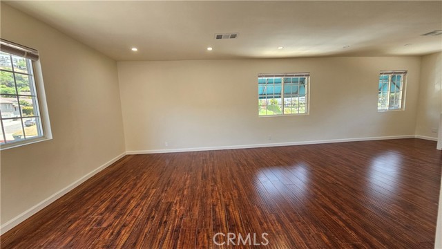 2001 N Verdugo Road, Glendale CA: https://media.crmls.org/medias/42178af4-f729-4fea-9826-9259f651644c.jpg