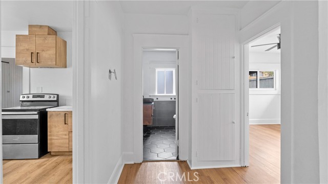 4095 Albatross Street, San Diego CA: https://media.crmls.org/medias/42187467-5790-4d3e-8554-3ff1465dd2f5.jpg