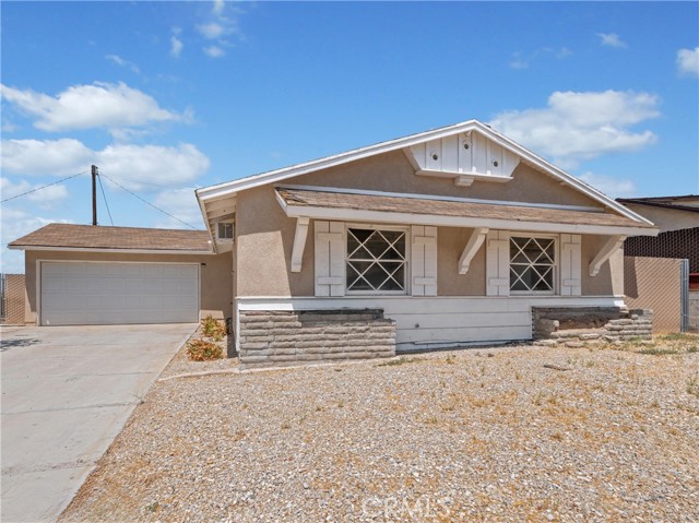 Detail Gallery Image 1 of 25 For 811 Keith St, Barstow,  CA 92311 - 3 Beds | 2 Baths