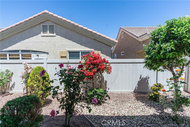 19478 Big Horn Street, Apple Valley CA: https://media.crmls.org/medias/421925ae-81d6-40c5-81e6-d4a98128b0b4.jpg