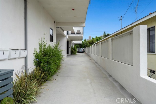 2313 Carnegie Lane #A, Redondo Beach, California 90278, 4 Bedrooms Bedrooms, ,3 BathroomsBathrooms,Residential,Sold,Carnegie Lane #A,SB23182084