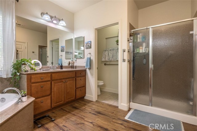 1708 Bandon Court, Oakdale CA: https://media.crmls.org/medias/421b4bab-896a-4c04-b5fd-327f221ab76f.jpg