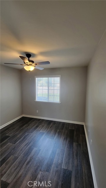 1135 Caperton Street, Lancaster CA: https://media.crmls.org/medias/421bb373-1ea1-486e-9cfd-5aaff7684619.jpg