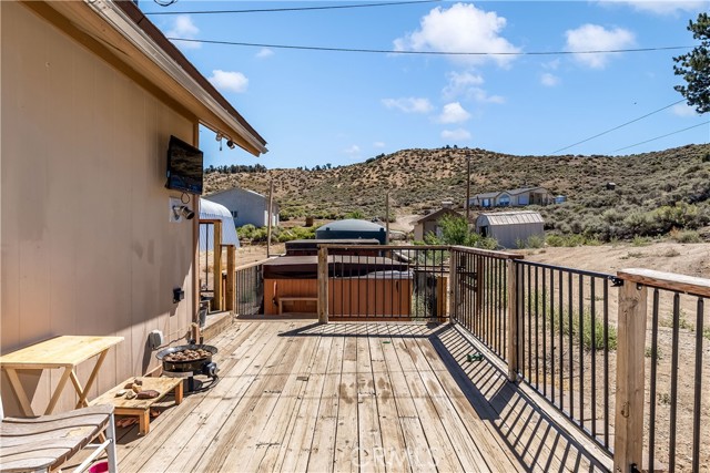 Detail Gallery Image 11 of 56 For 46076 Rustic Canyon Rd, Big Bear City,  CA 92314 - 3 Beds | 2 Baths