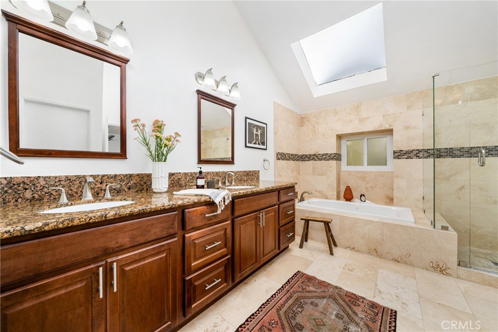 421c4ea7 4a17 496f A1f1 D65a47ac5f2b