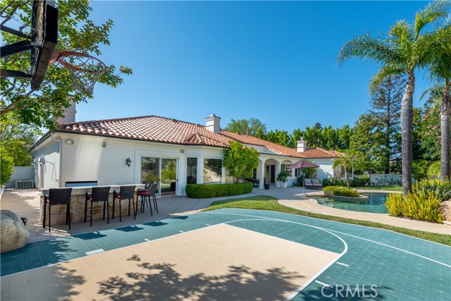 5 Bed Home for Sale in Calabasas, California