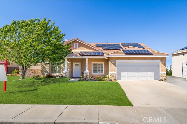 Detail Gallery Image 1 of 40 For 1745 Date Palm Dr, Palmdale,  CA 93551 - 4 Beds | 2 Baths