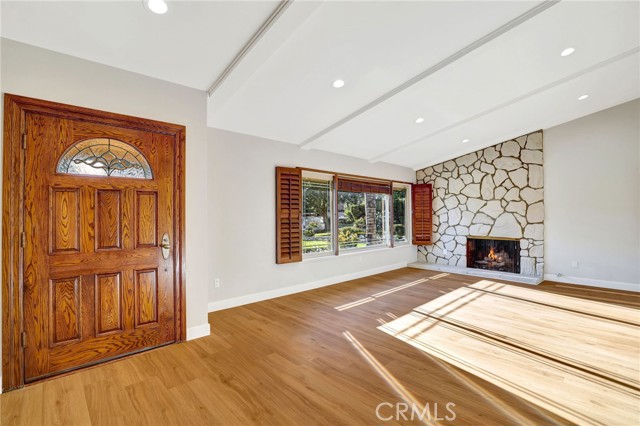 10938 Remmet Avenue, Chatsworth CA: https://media.crmls.org/medias/421e2418-dfe2-4943-a781-338a87798cc1.jpg