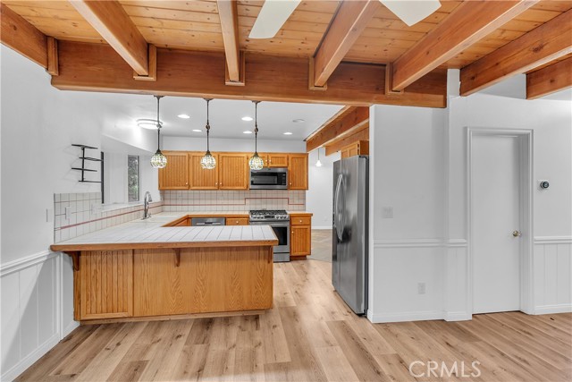 Detail Gallery Image 18 of 39 For 23916 Cresta Dr, Crestline,  CA 92325 - 3 Beds | 2/1 Baths