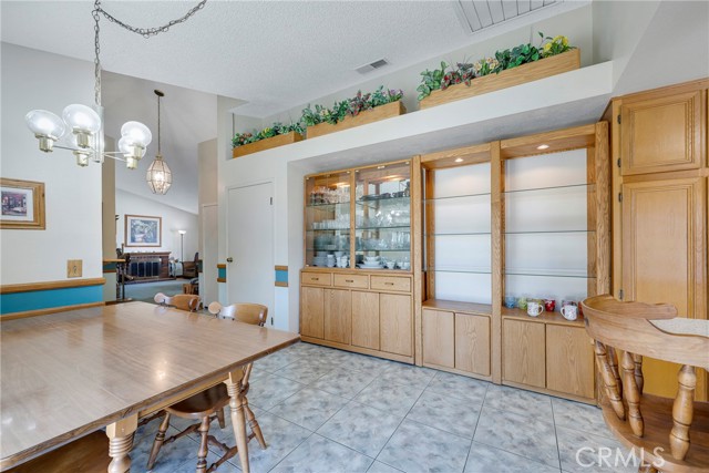14548 Sylvester Drive, Moreno Valley CA: https://media.crmls.org/medias/421fbc80-3442-431e-992c-114be67cc4e1.jpg