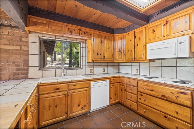 Detail Gallery Image 21 of 65 For 3981 Snow Creek Rd, Mariposa,  CA 95338 - 3 Beds | 2 Baths
