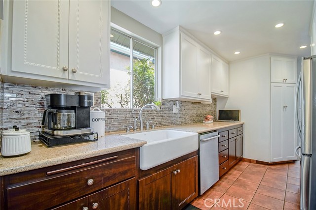 Detail Gallery Image 27 of 66 For 3110 W Chandler Bld, Burbank,  CA 91505 - 2 Beds | 2 Baths