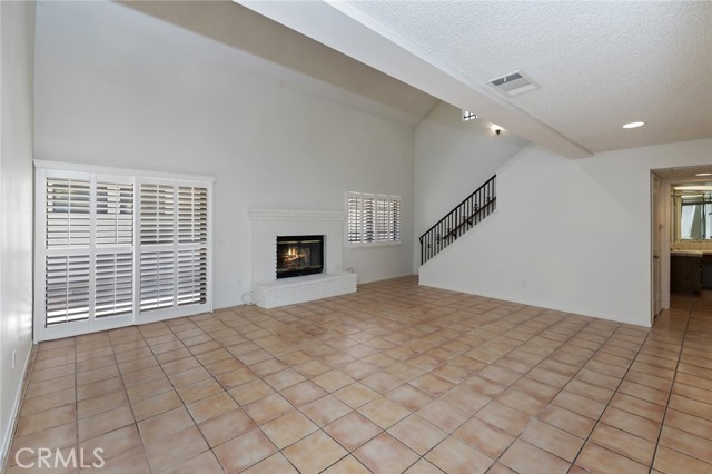 19229 Pine, Apple Valley CA: https://media.crmls.org/medias/422138c8-b425-4314-ae40-9e5c74dff044.jpg