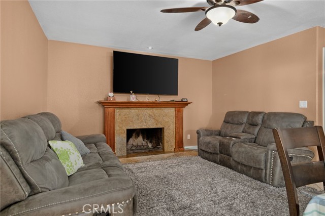 Detail Gallery Image 11 of 46 For 5337 Sulphur Dr, Jurupa Valley,  CA 91752 - 4 Beds | 2/1 Baths