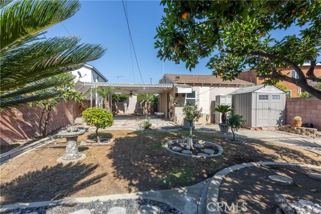 3139 Chestnut Avenue, Long Beach CA: https://media.crmls.org/medias/4221d5cf-0f48-48c6-935c-db13edb5cd61.jpg