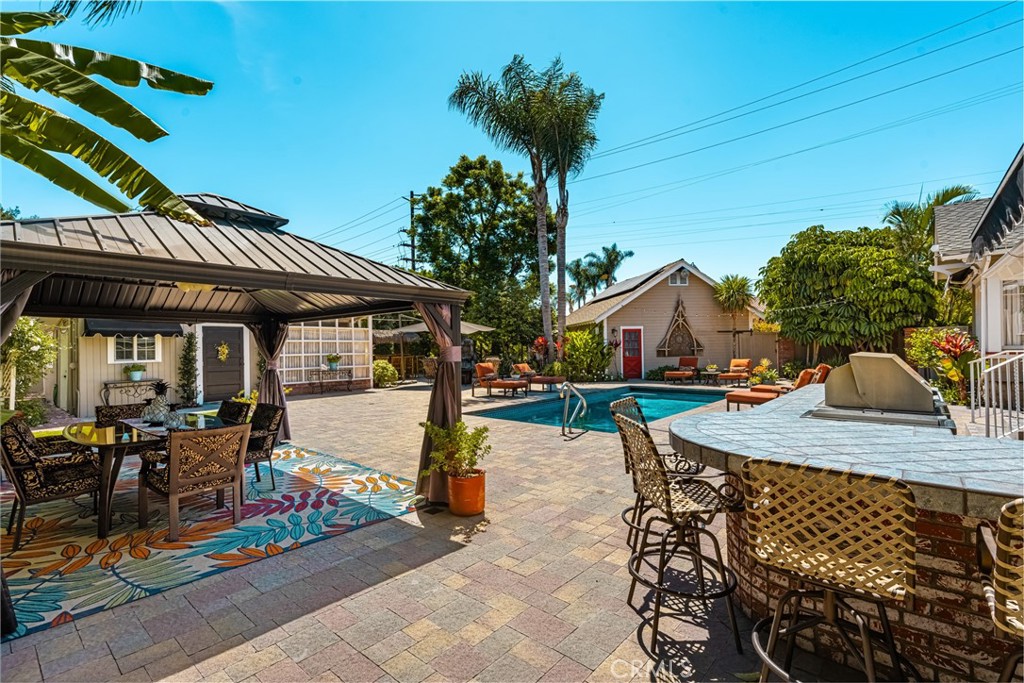 422228f8 3376 453c A6eb 59f4e3b8f360