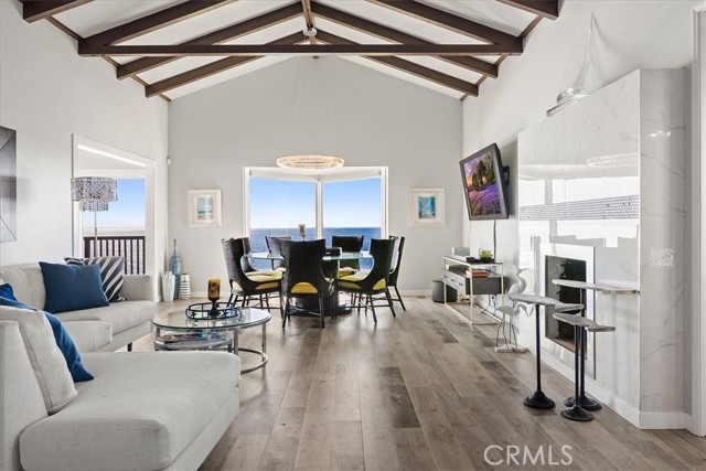 32051 Pacific Coast Highway, Laguna Beach CA: https://media.crmls.org/medias/42230d33-fcb2-4c9d-8a53-008214f3abeb.jpg