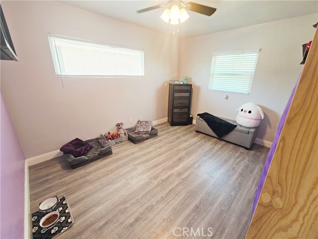 Detail Gallery Image 23 of 29 For 2124 Shamrock Way, Bakersfield,  CA 93304 - 2 Beds | 1 Baths