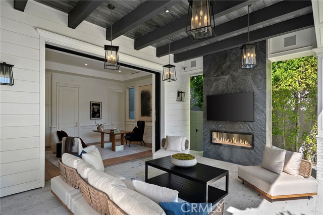 16630 Oldham Place, Encino CA: https://media.crmls.org/medias/42241aa3-0452-430f-8040-3e2c3b8ef9c4.jpg
