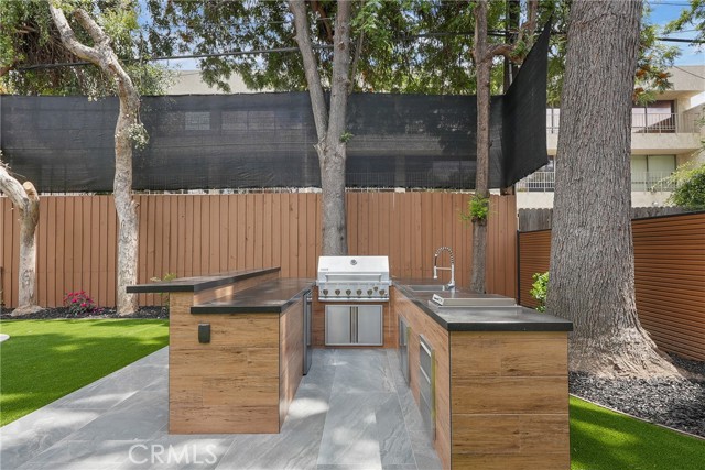 Detail Gallery Image 36 of 41 For 23240 Leonora Dr, Woodland Hills,  CA 91367 - 5 Beds | 5 Baths