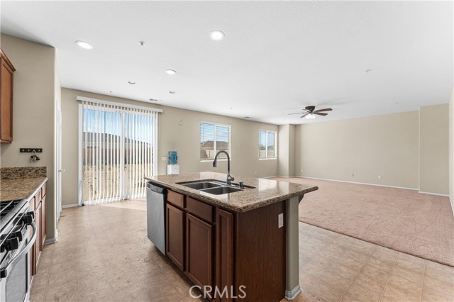 38309 Fuschia Ln, Palmdale, CA 93552 photo 31