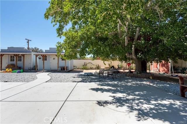 Detail Gallery Image 44 of 49 For 19411 Yanan Rd, Apple Valley,  CA 92307 - 4 Beds | 2/1 Baths