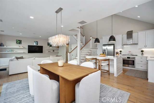 Detail Gallery Image 5 of 21 For 2076 Tablelands Way, Costa Mesa,  CA 92627 - 3 Beds | 3 Baths