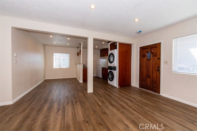 Detail Gallery Image 10 of 15 For 10428 Doty Ave, Hawthorne,  CA 90250 - 2 Beds | 1 Baths