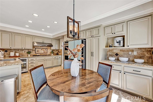 Detail Gallery Image 9 of 31 For 8020 E Santa Cruz Ave, Orange,  CA 92869 - 4 Beds | 3 Baths