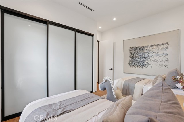 Image 36 of 69 For 5407 Via Del Valle